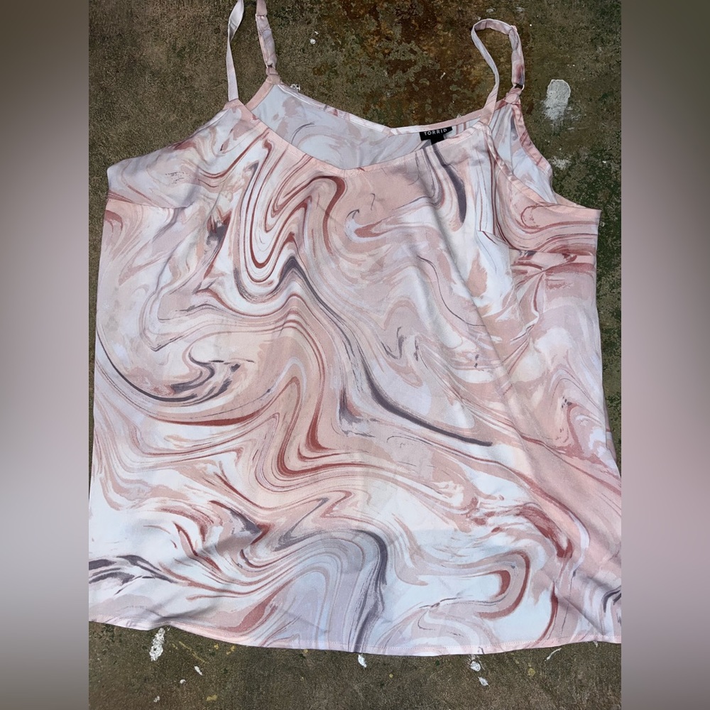 XXL pink marble Torrid spaghetti strap tank top